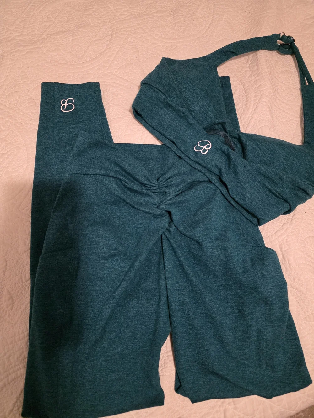 Bombshell Sportswear Teal Active Set - Sports Bra & Leggings - Picture 2 of 4